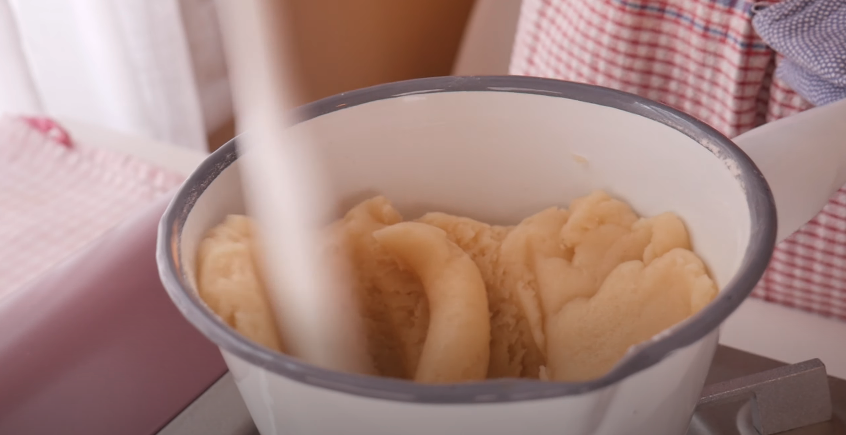 Korean Cream Puffs | 슈크림 만들기 — ahnest kitchen